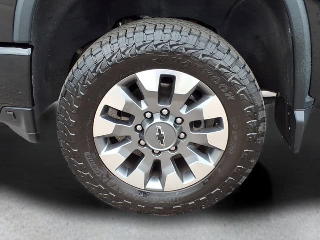 Used 2021 Chevrolet Silverado 2500 LTZ w/ Carhartt Edition AWD/4WD image 10