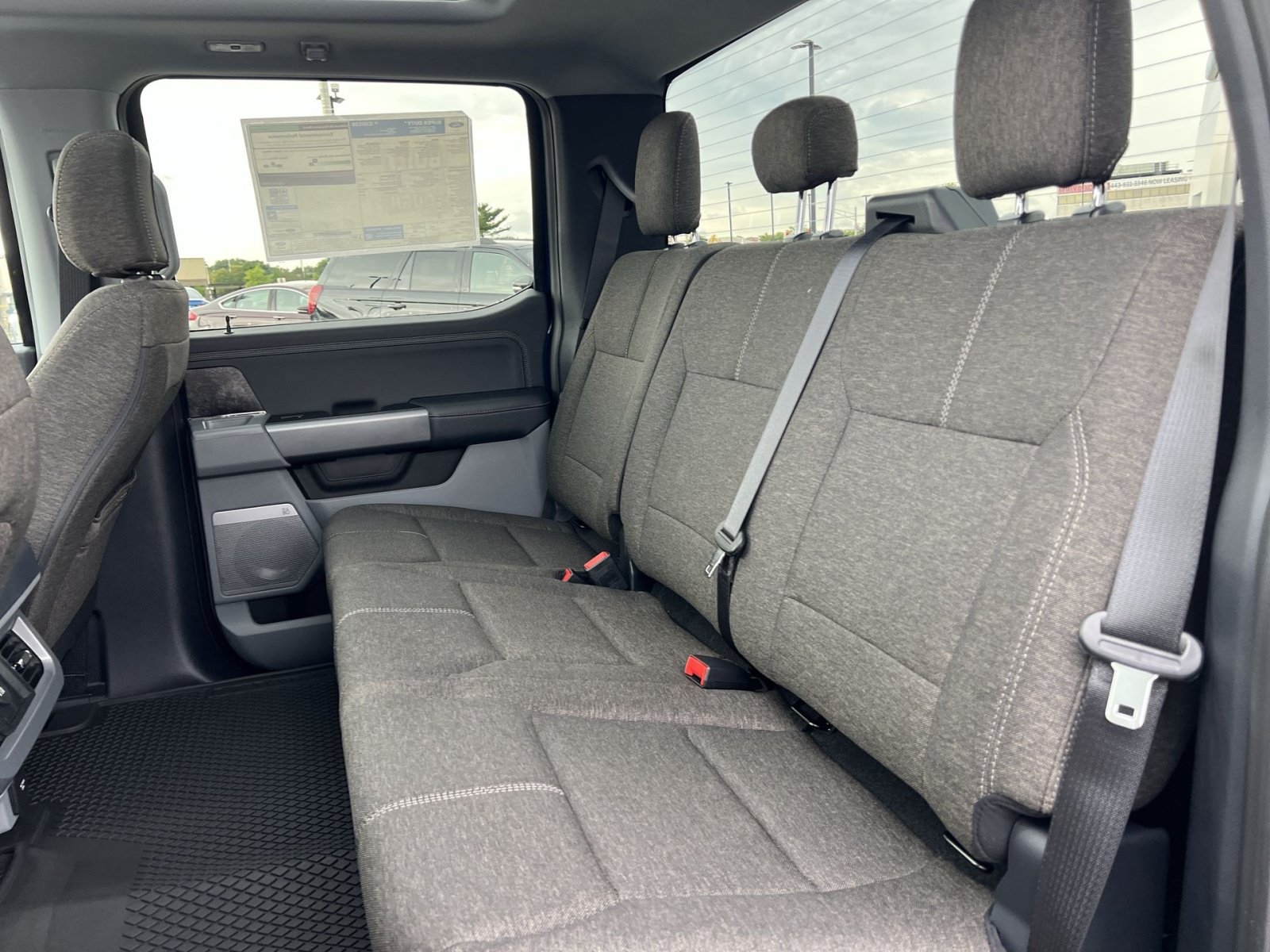 New 2027 Ford F250 XLT w/ XLT Premium Package AWD/4WD image 25