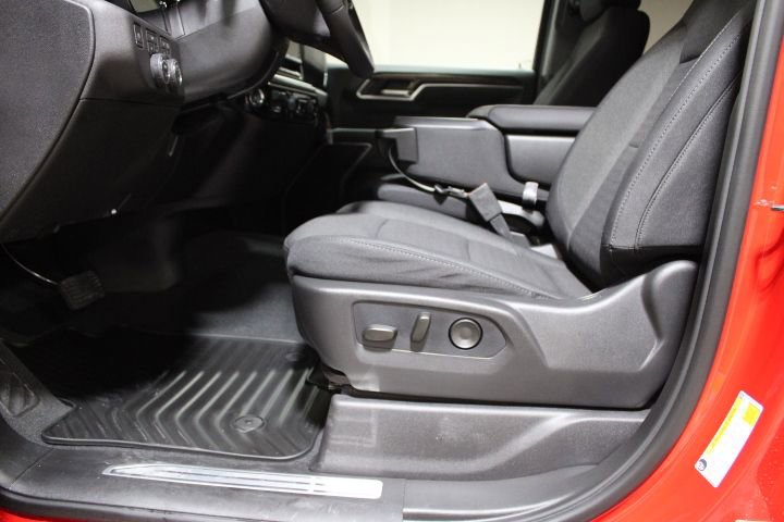 New 2026 Chevrolet Silverado 1500 LT w/ Safety Package AWD/4WD image 19