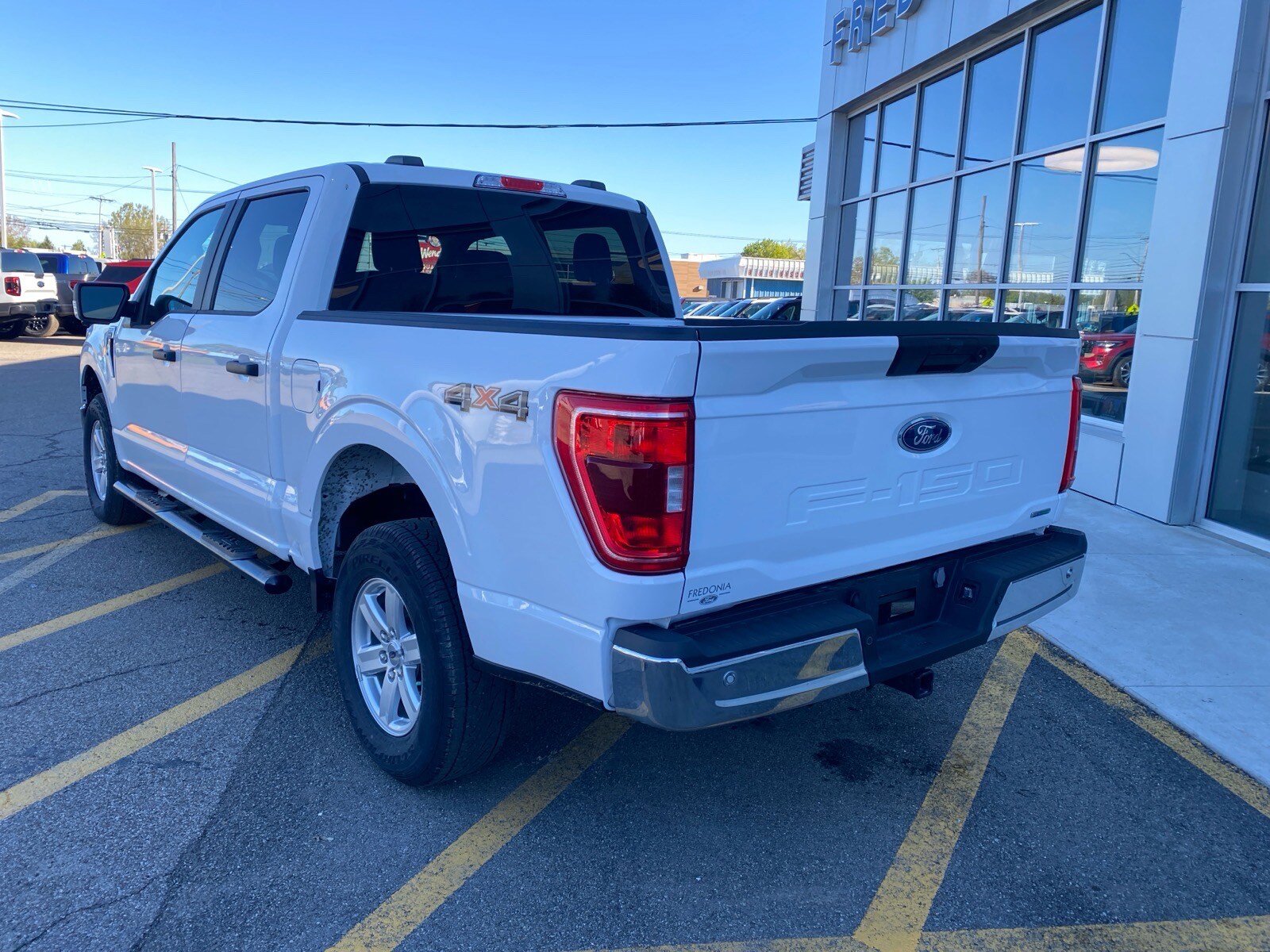 Used 2023 Ford F150 XLT w/ Trailer Tow Package AWD/4WD image 3