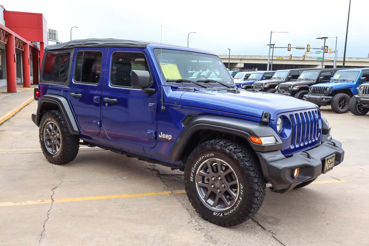 Used 2018 Jeep Wrangler Unlimited Sport S image 4