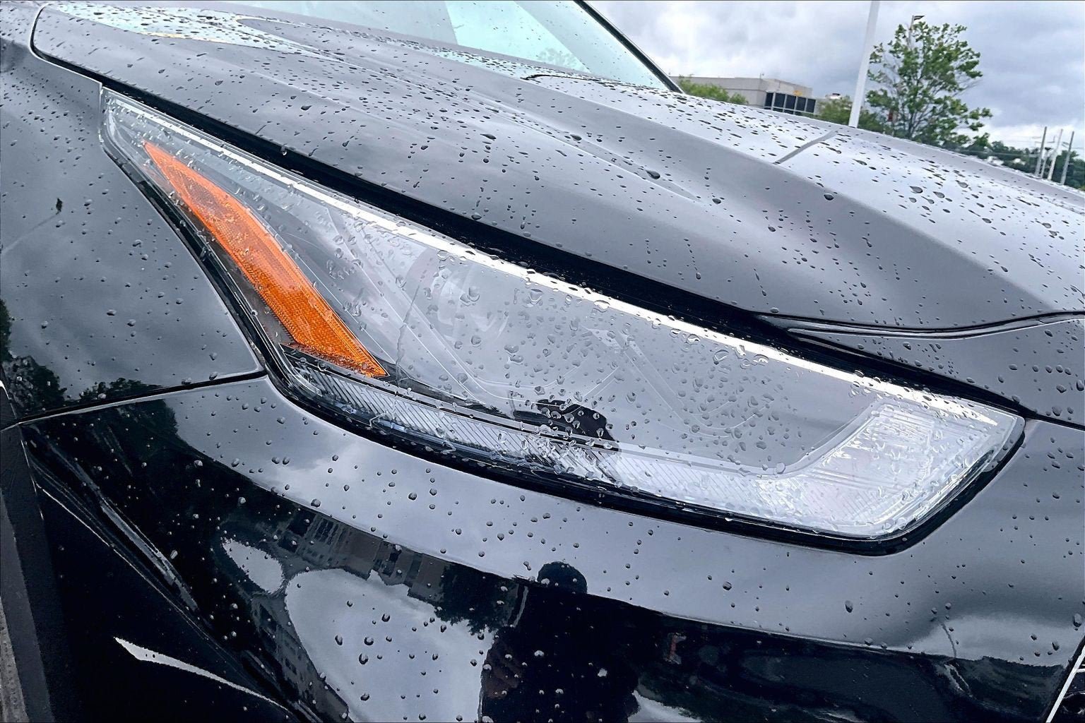 Used 2022 Toyota Highlander XLE AWD/4WD image 28