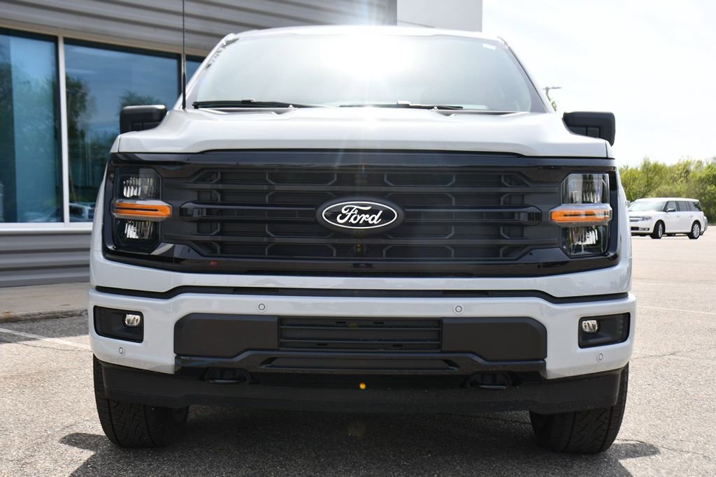 New 2026 Ford F150 XLT w/ Equipment Group 302A MID AWD/4WD image 10