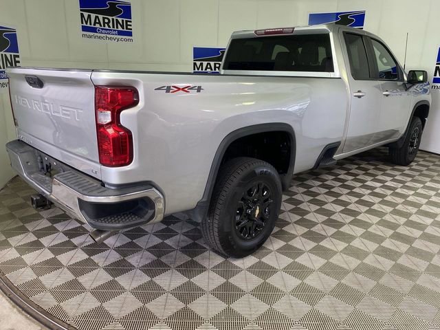 Used 2021 Chevrolet Silverado 3500 LT w/ Remote Start Package AWD/4WD image 13