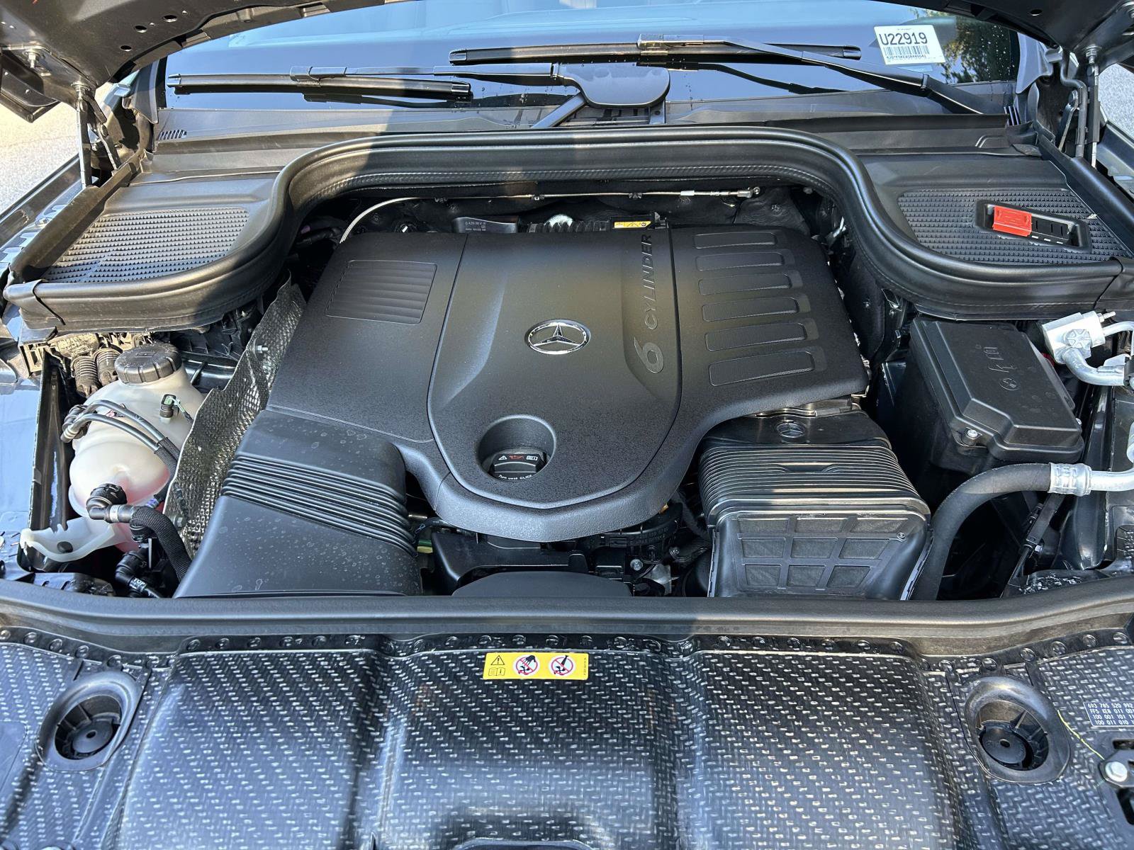Certified 2025 Mercedes-Benz GLS 450 4MATIC w/ AMG Line Exterior image 54