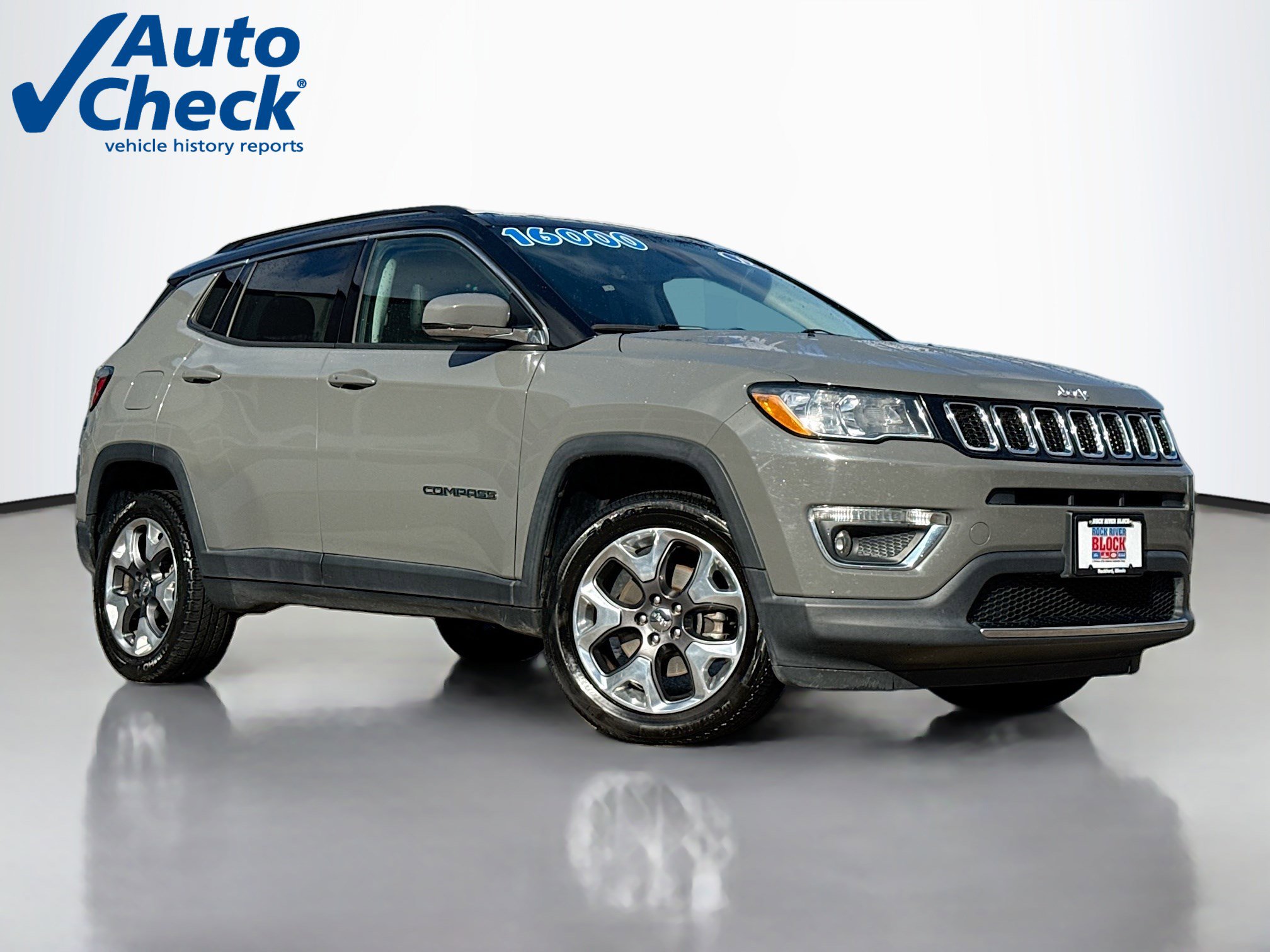 Used 2019 Jeep Compass Limited image 1