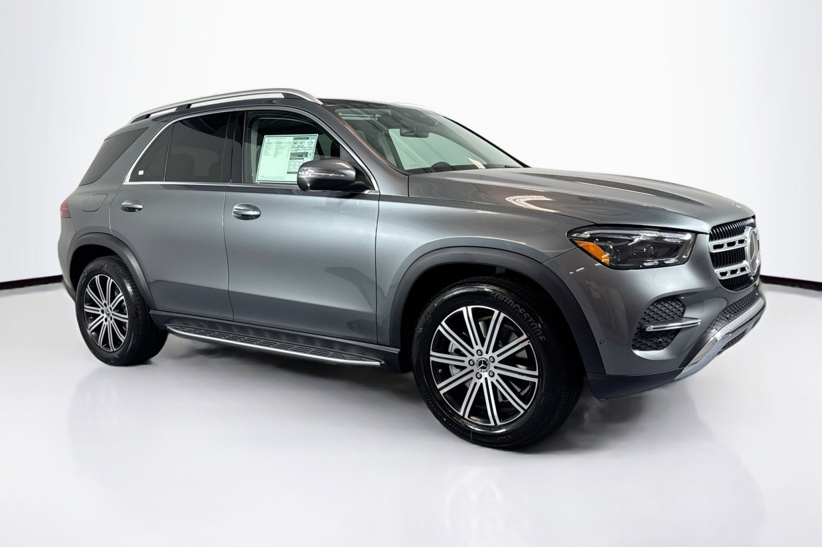 New 2026 Mercedes-Benz GLE 450e 4MATIC image 3