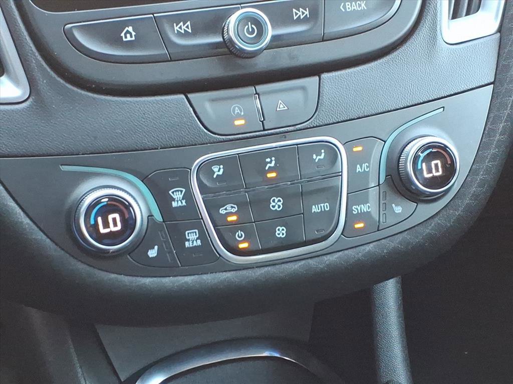 Used 2024 Chevrolet Malibu LT image 11