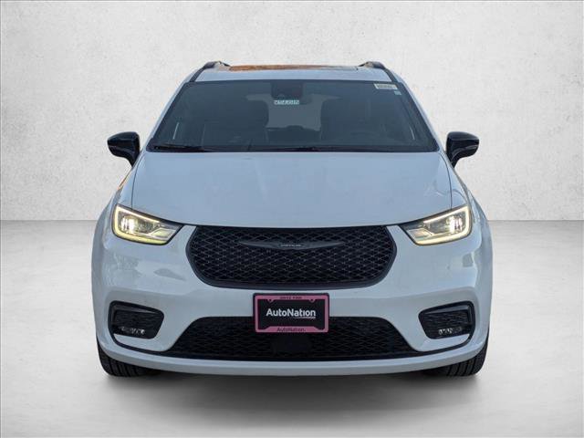 New 2026 Chrysler Pacifica Limited w/ S Appearance Package image 6