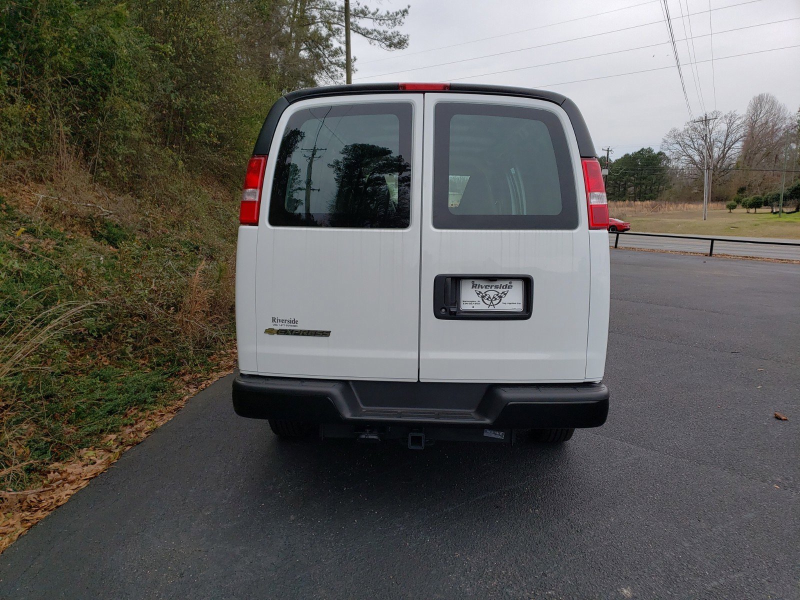 New 2023 Chevrolet Express 2500 Extended w/ Driver Convenience Package image 4