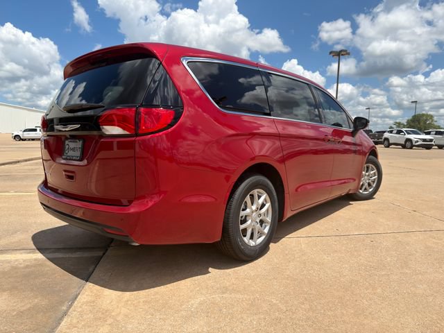 New 2026 Chrysler Voyager LX FWD image 18