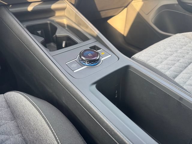 Certified 2025 Volkswagen Tiguan S FWD image 18