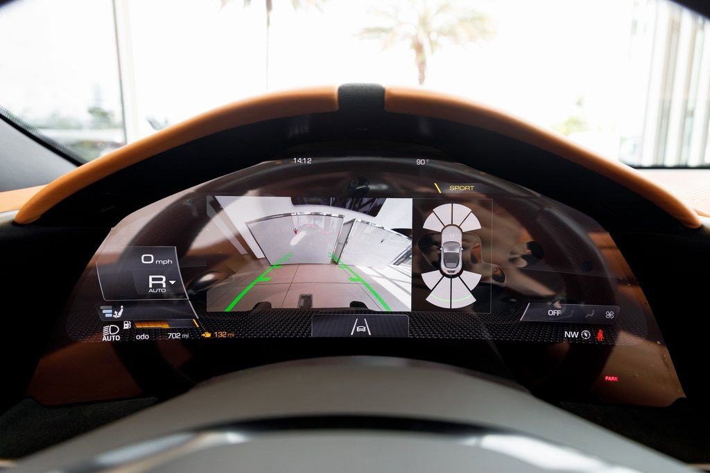 Used 2025 Ferrari Roma Spider image 35