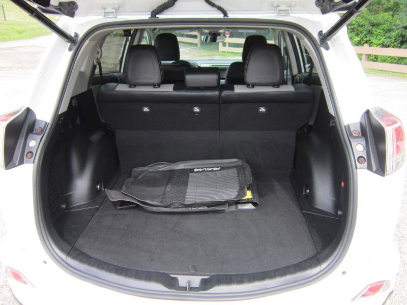 Used 2016 Toyota RAV4 Limited image 27