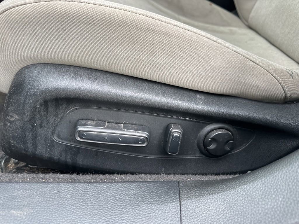 Used 2025 Honda Accord SE image 19