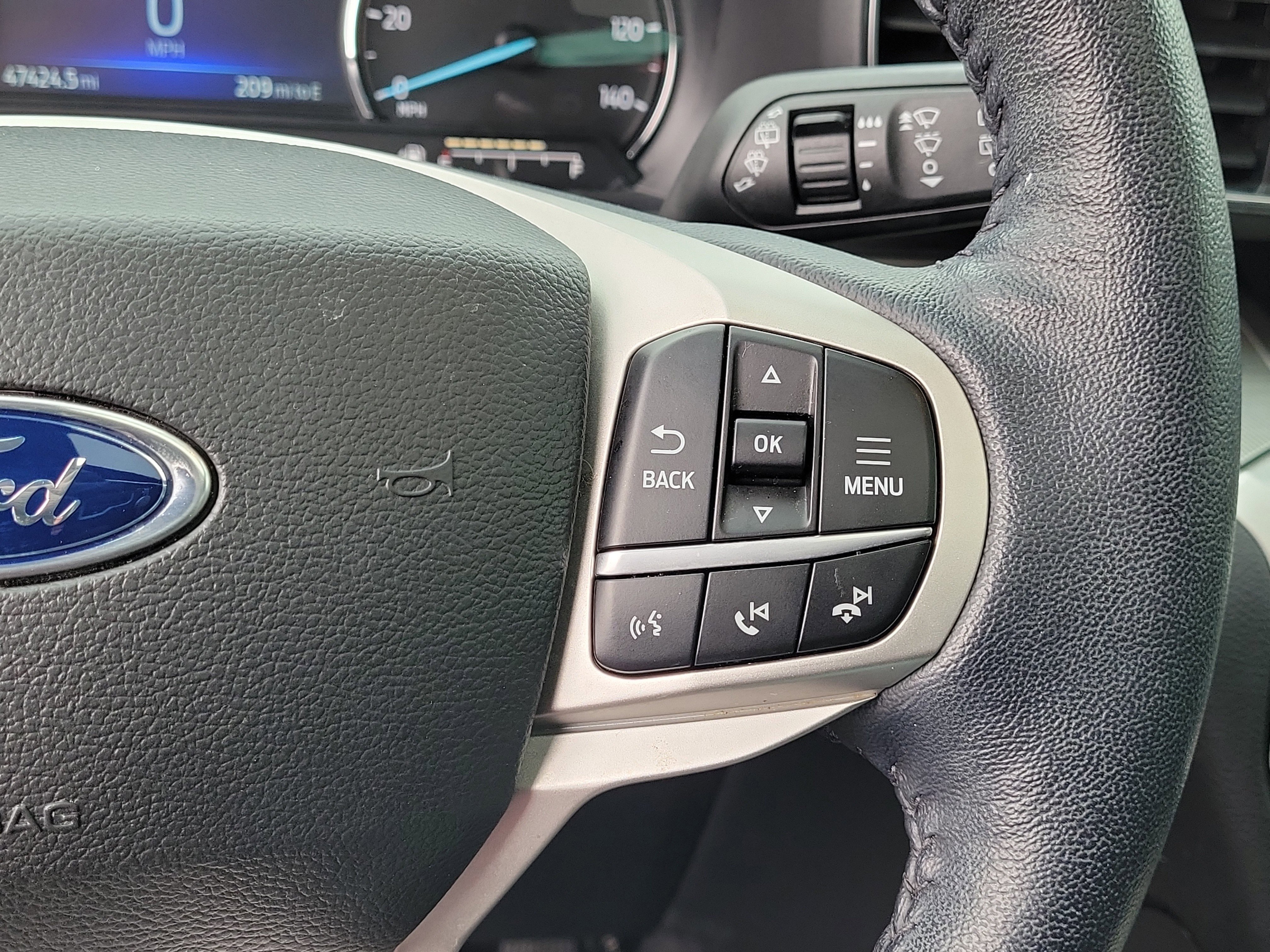 Used 2022 Ford Explorer XLT w/ Equipment Group 202A image 26