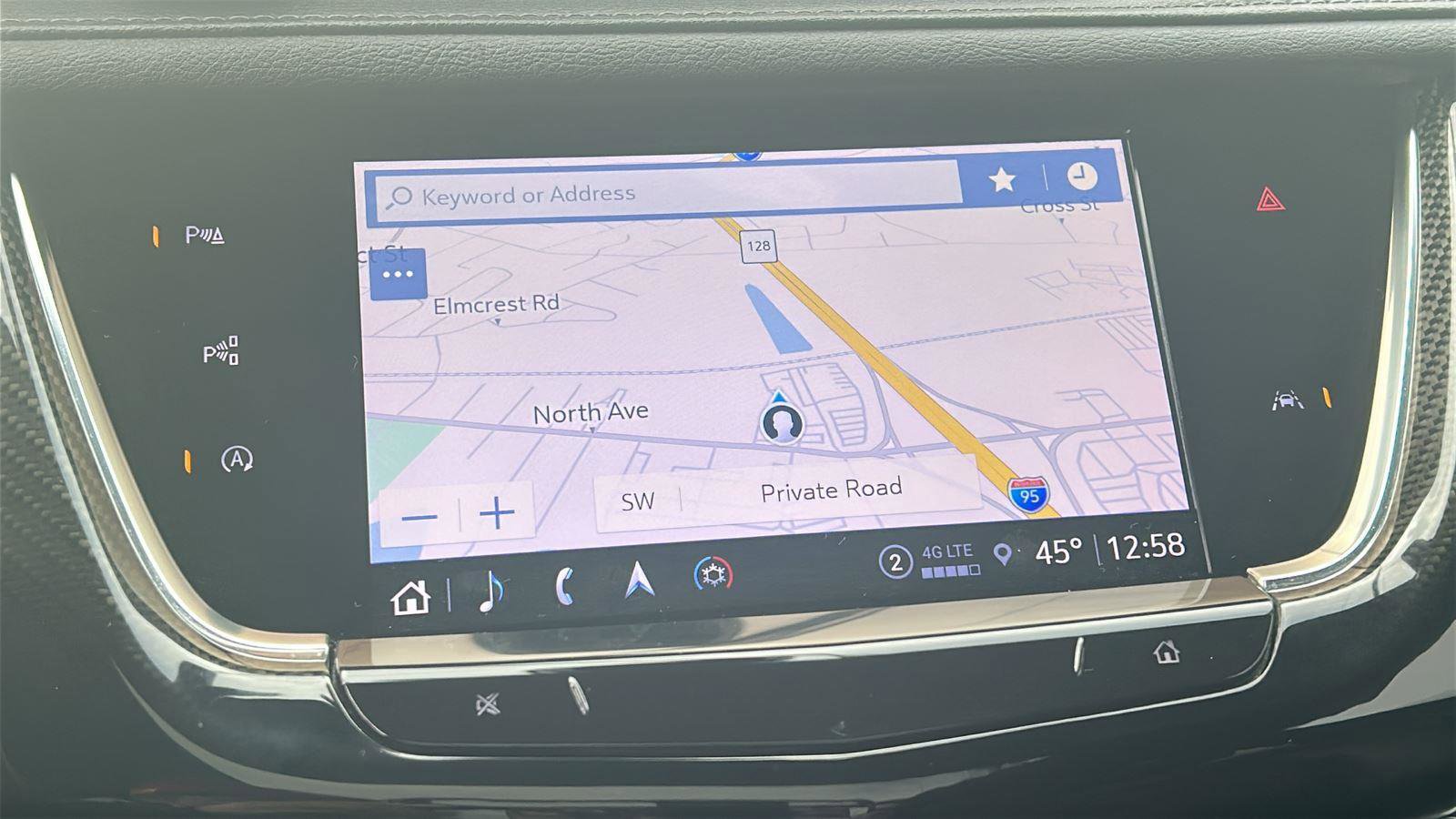 Used 2022 Cadillac XT6 Sport w/ Technology Package image 25