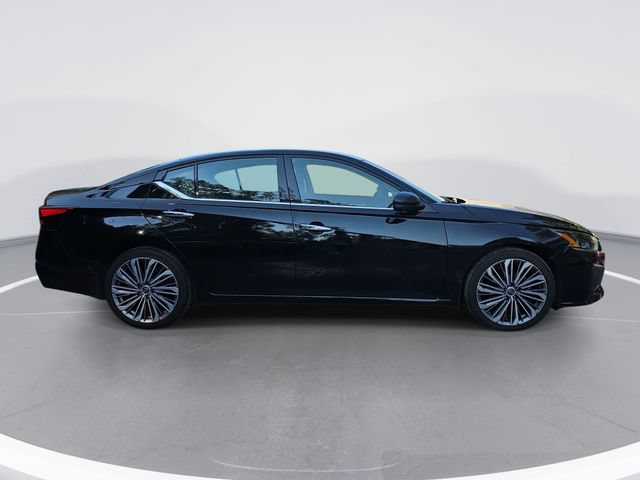 Used 2023 Nissan Altima 2.5 SL FWD image 3