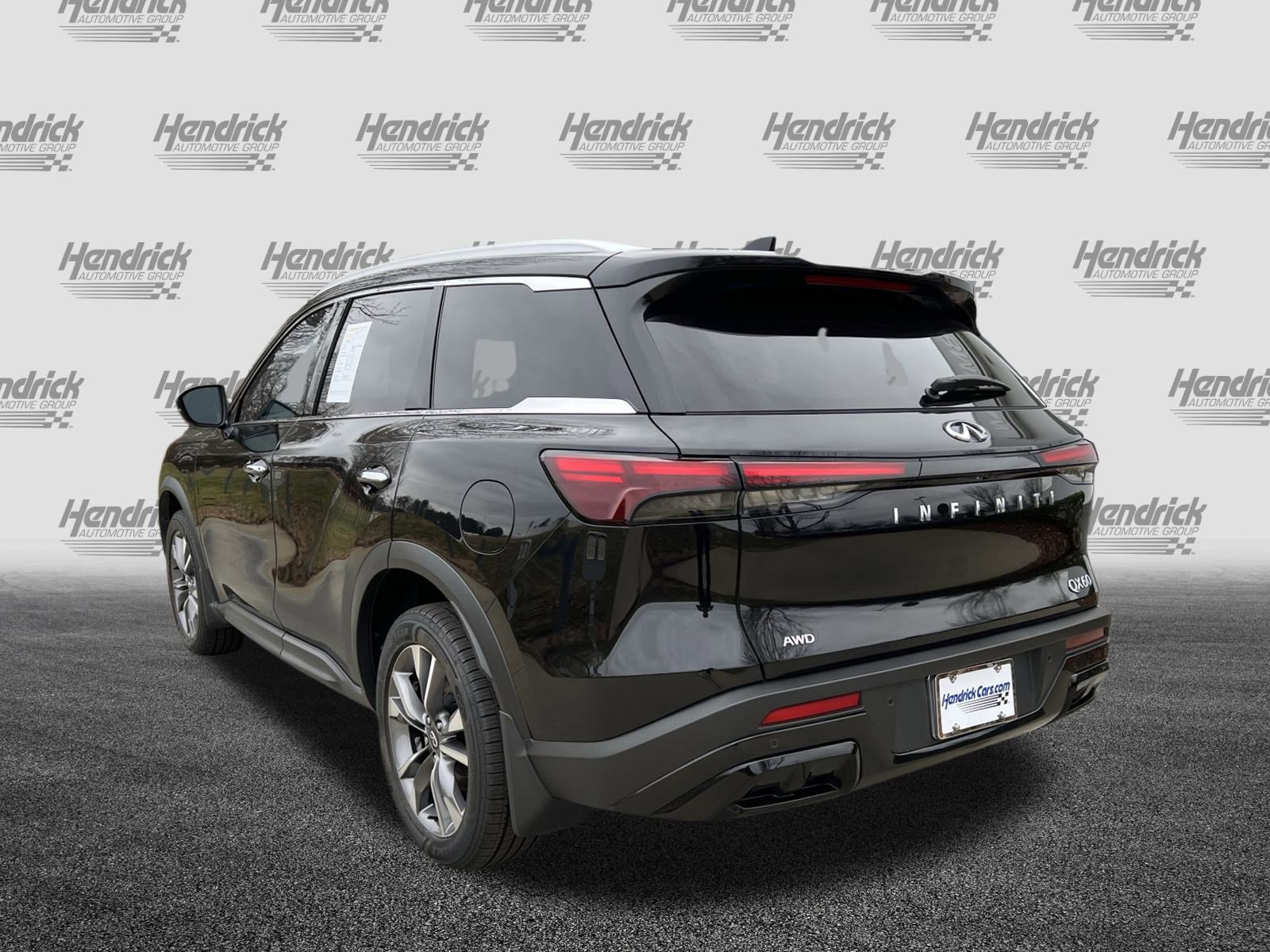 Used 2023 INFINITI QX60 Luxe image 7