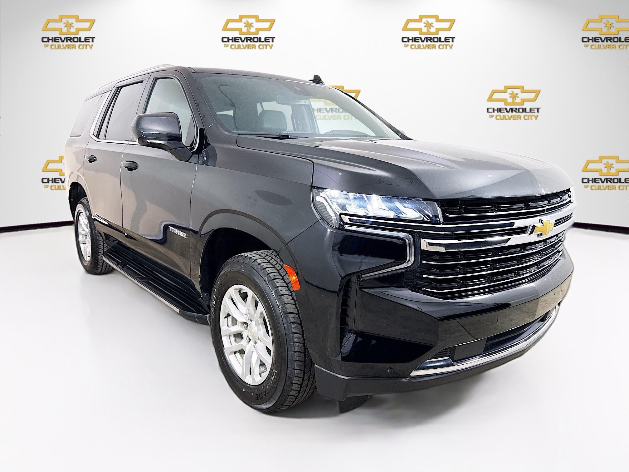 Used 2023 Chevrolet Tahoe LT RWD image 1