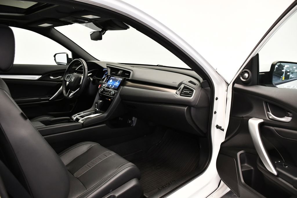 Used 2020 Honda Civic Touring image 42