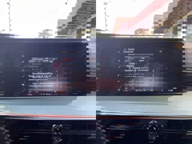 Used 2025 Nissan Murano SL image 32