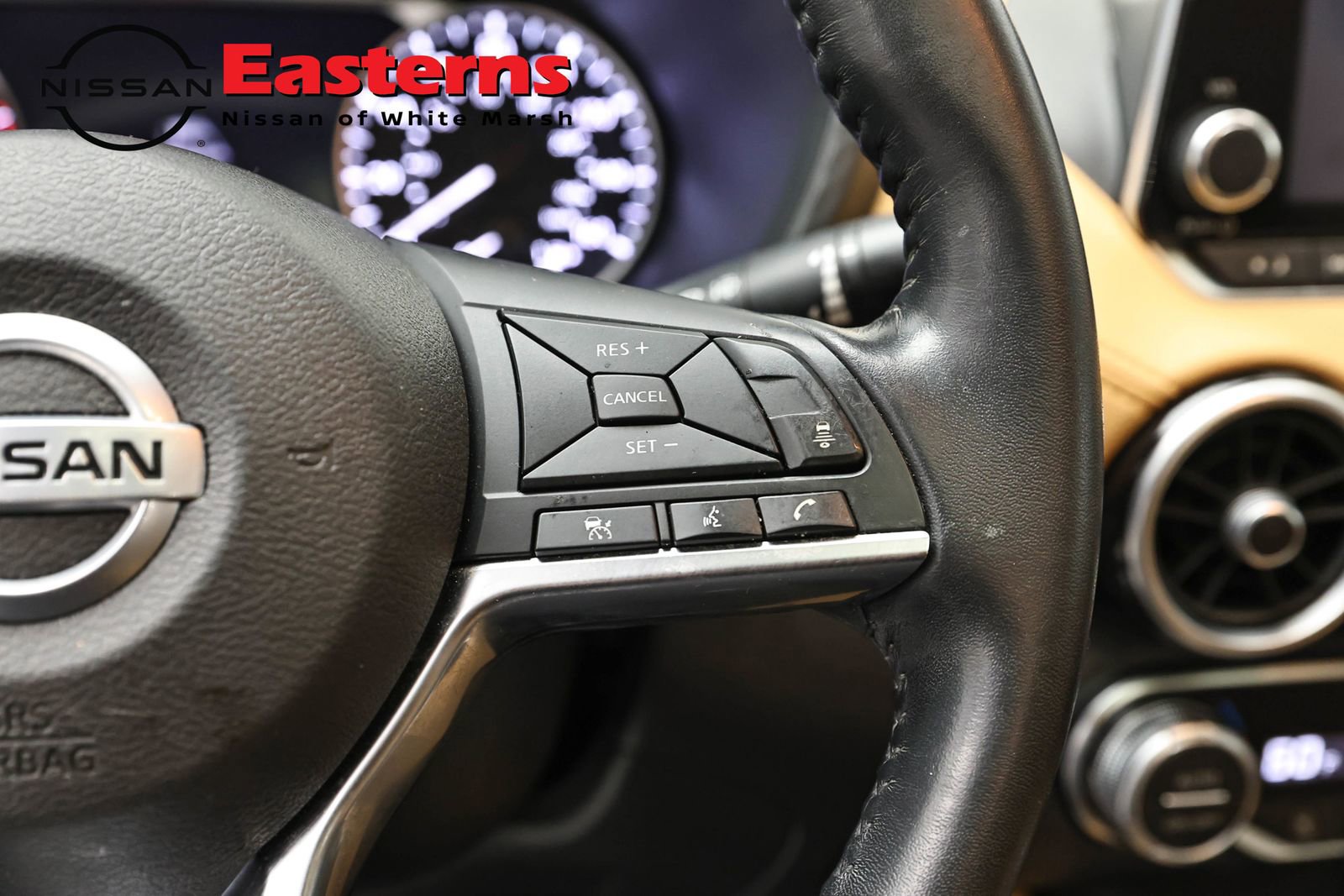 Used 2020 Nissan Sentra SV w/ SV Premium Package image 16