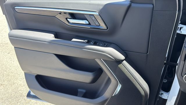 New 2026 Chevrolet Tahoe LS w/ LPO, Dark Essentials Package RWD image 31