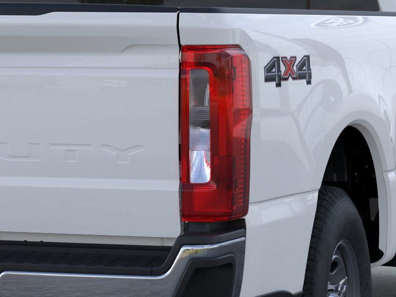 New 2026 Ford F250 XL w/ XL Chrome Package image 21