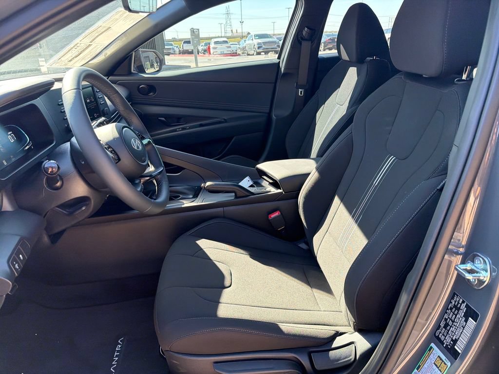 New 2026 Hyundai Elantra Sport FWD image 12