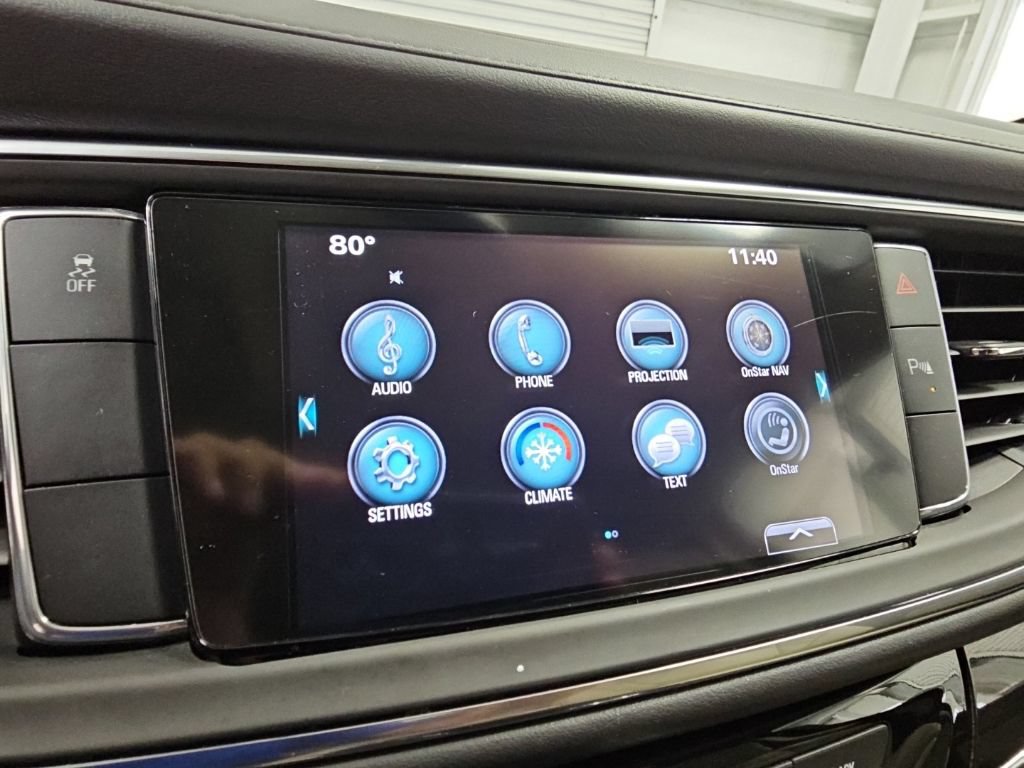 Used 2019 Buick Enclave Essence FWD image 14