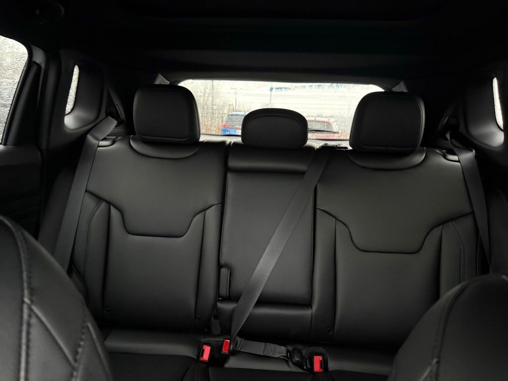 New 2026 Jeep Compass Limited image 35