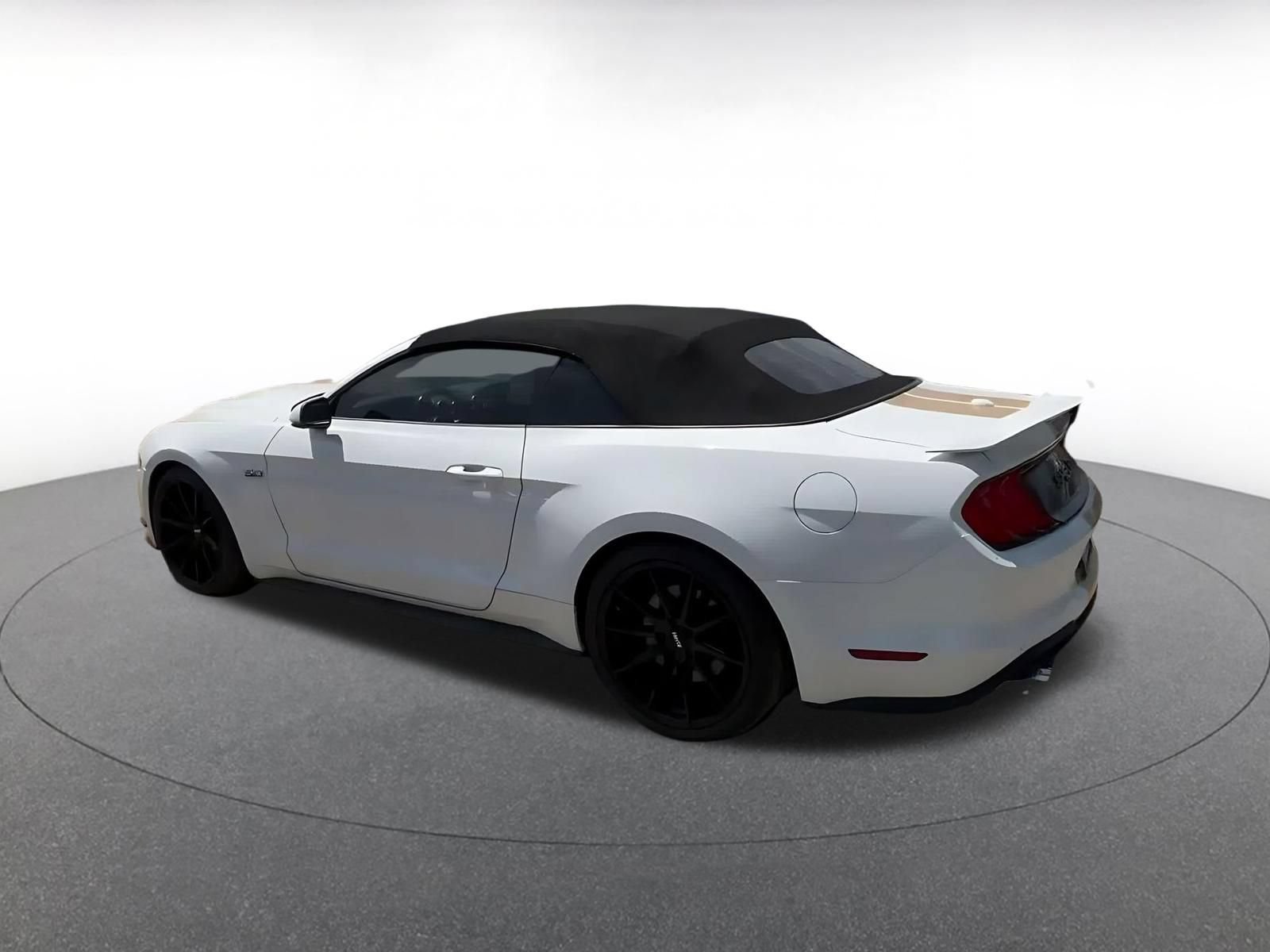 Used 2022 Ford Mustang GT Premium w/ GT Performance Package RWD image 10