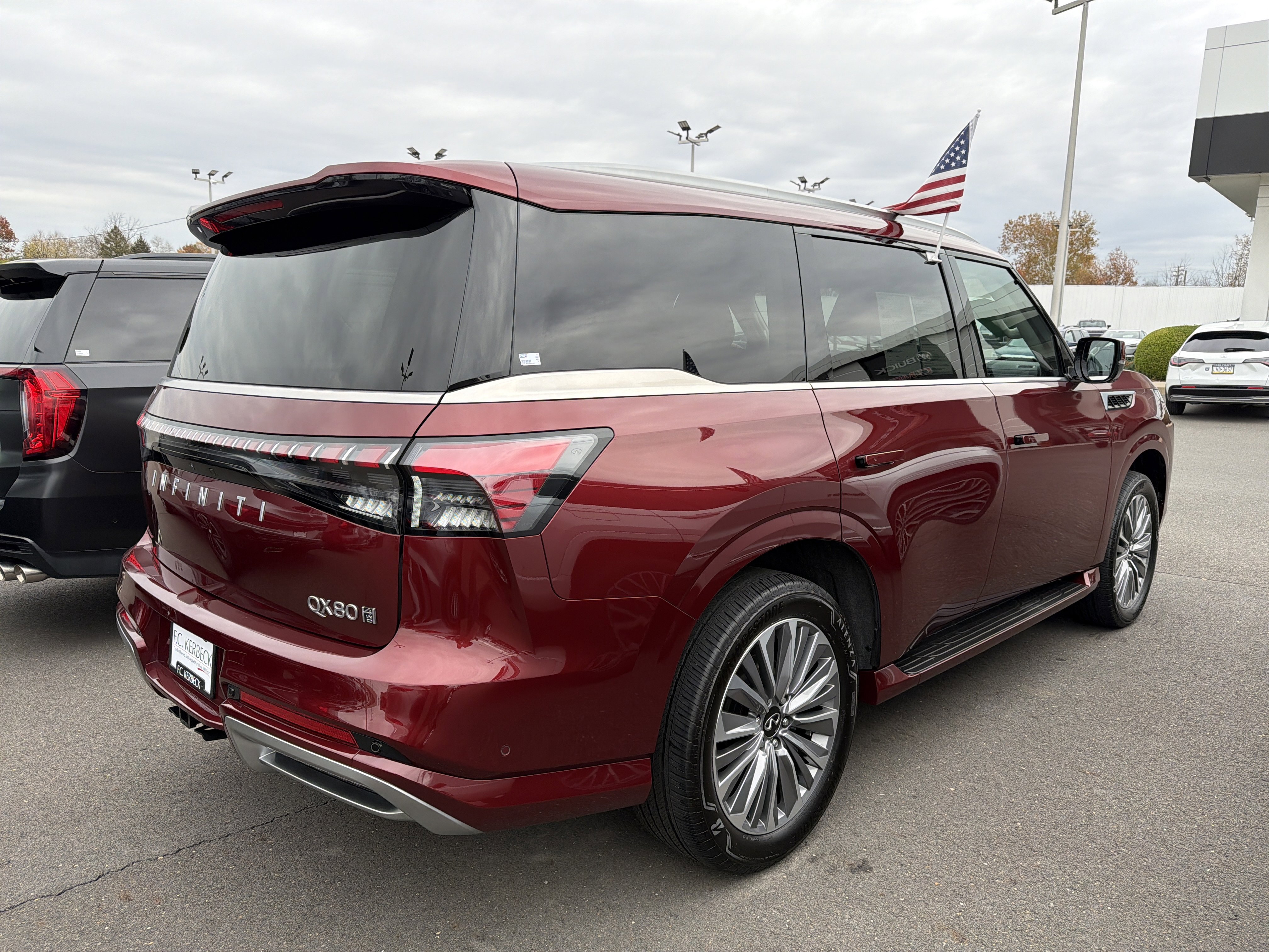 Used 2025 INFINITI QX80 Luxe image 6