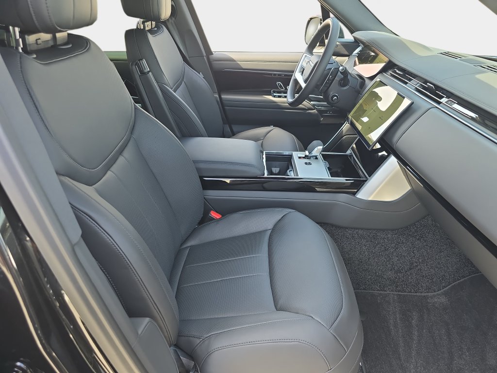 New 2026 Land Rover Range Rover SE AWD/4WD image 10