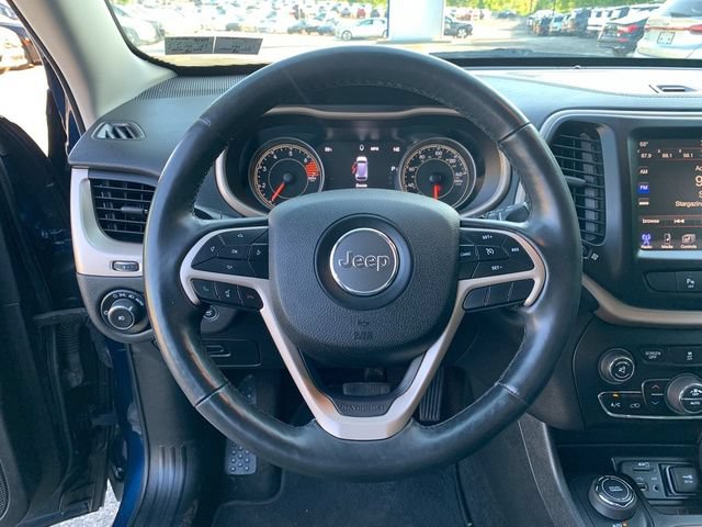 Used 2018 Jeep Cherokee Limited AWD/4WD image 21