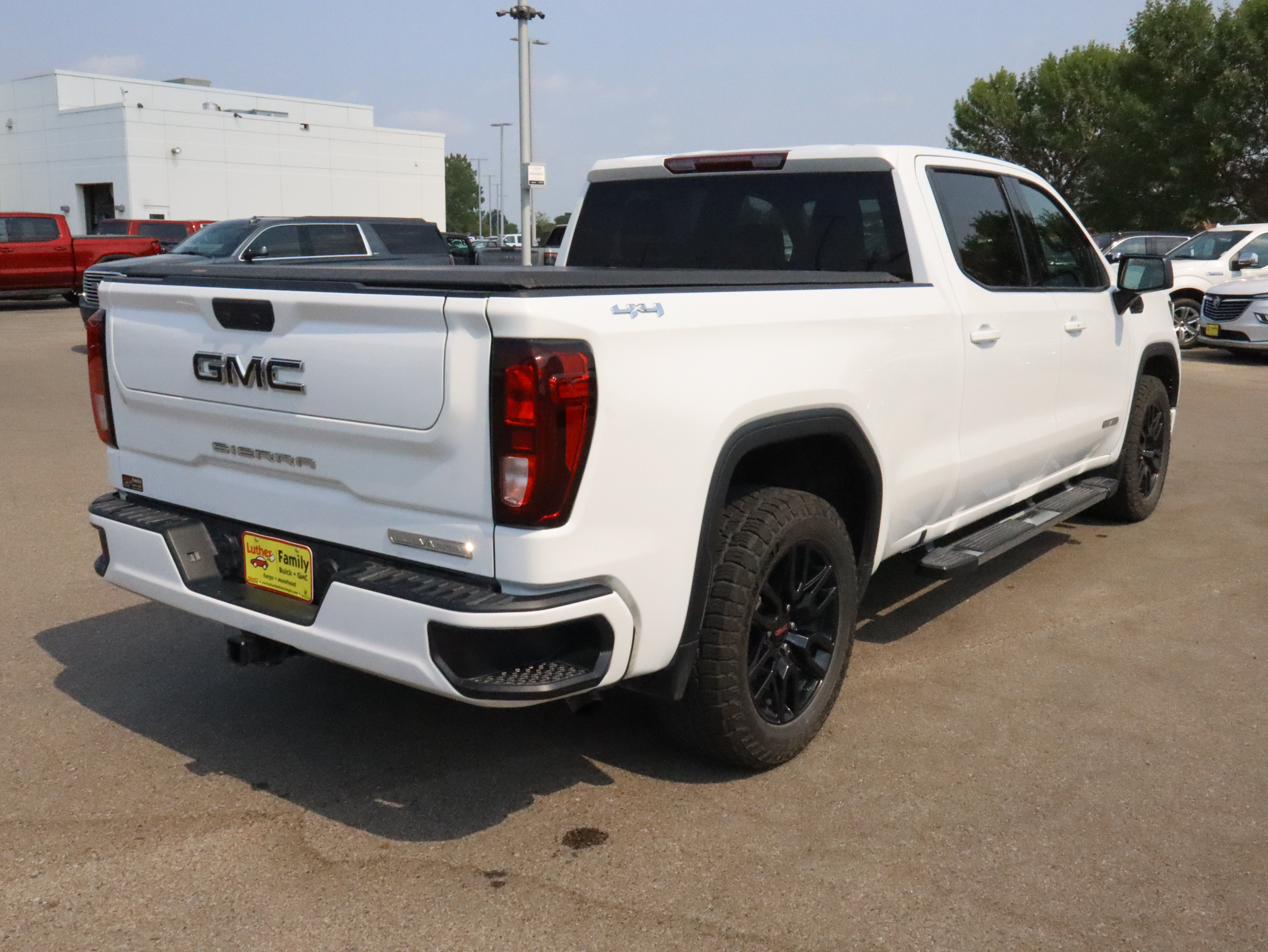 Certified 2023 GMC Sierra 1500 Elevation AWD/4WD image 7