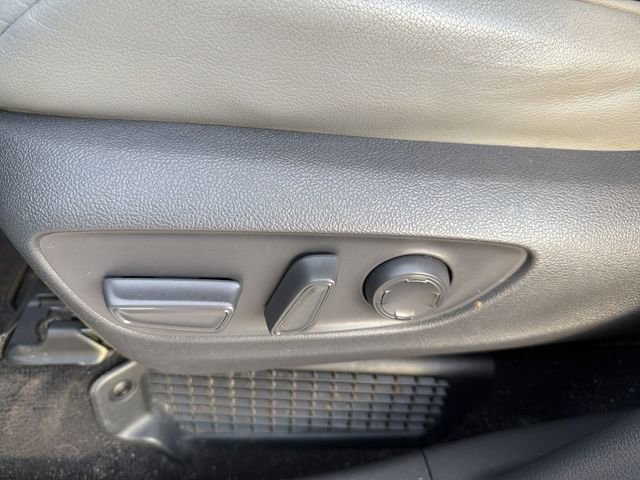 Used 2021 Toyota Sienna XLE w/ XLE Plus Package image 27