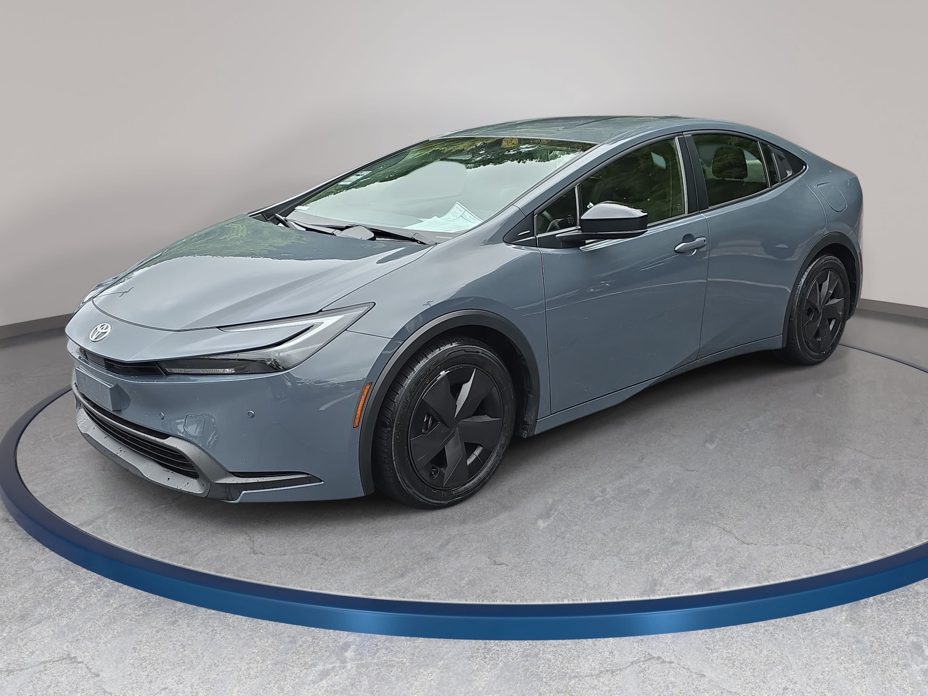 Used 2025 Toyota Prius LE