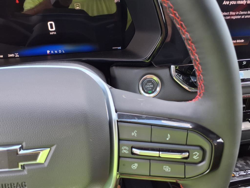 New 2025 Chevrolet Colorado Z71 w/ Technology Package image 22