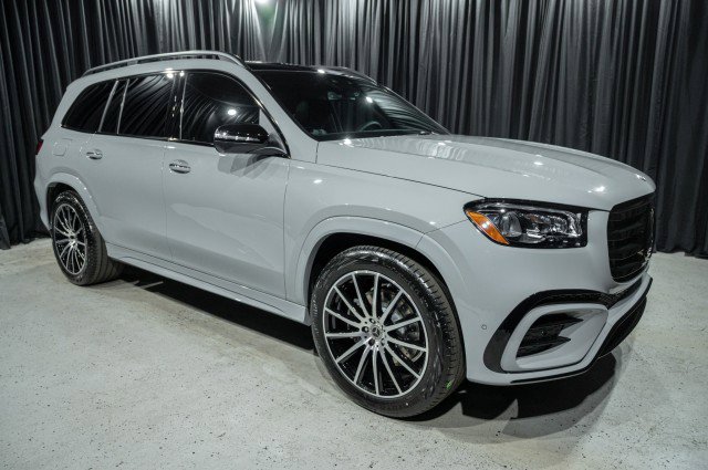 New 2026 Mercedes-Benz GLS 450 450 4MATIC&reg; SUV image 3