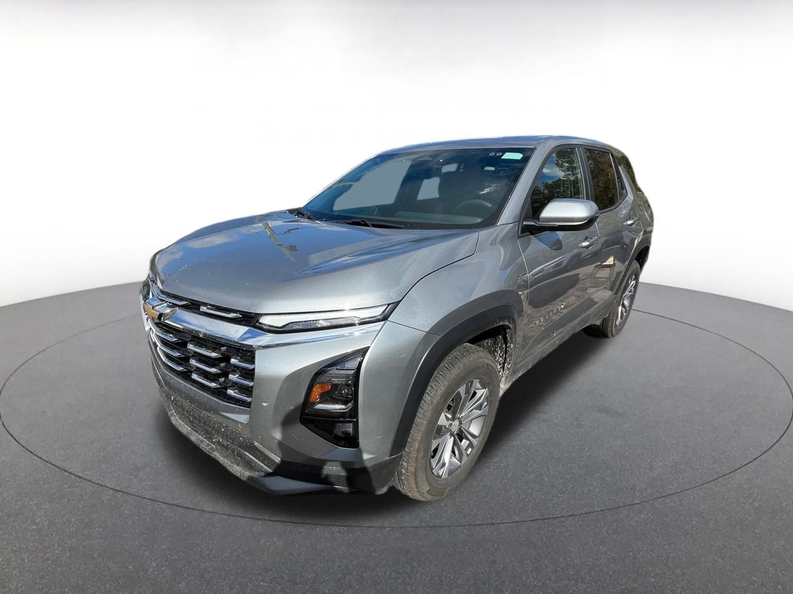 Used 2025 Chevrolet Equinox LT image 7