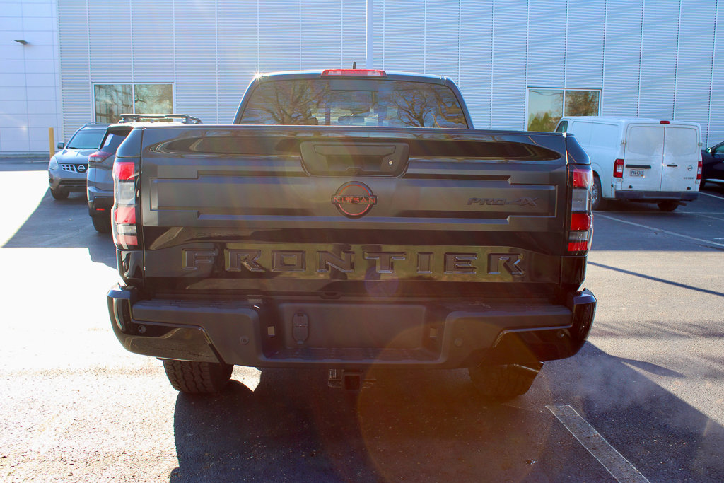 New 2025 Nissan Frontier PRO-4X w/ Pro Convenience Package image 4
