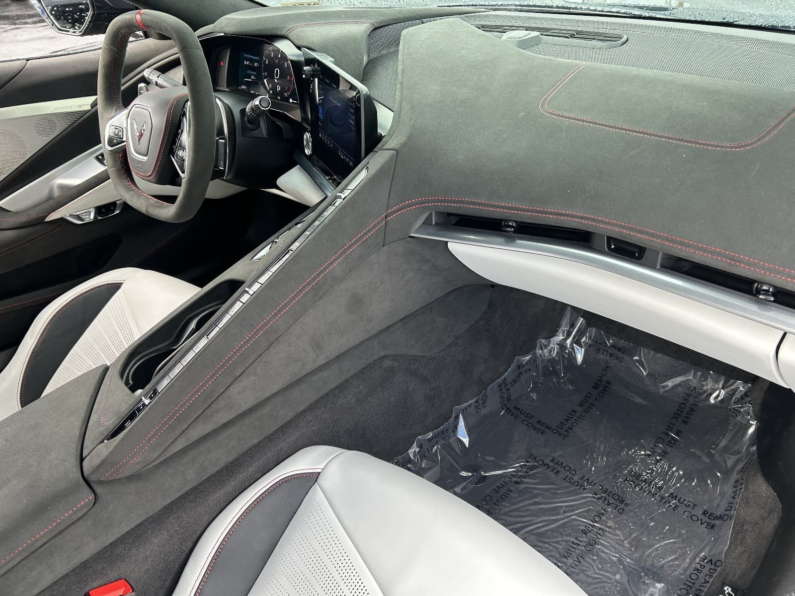 Used 2023 Chevrolet Corvette Stingray Premium Cpe w/ Z51 Performance Package RWD image 16