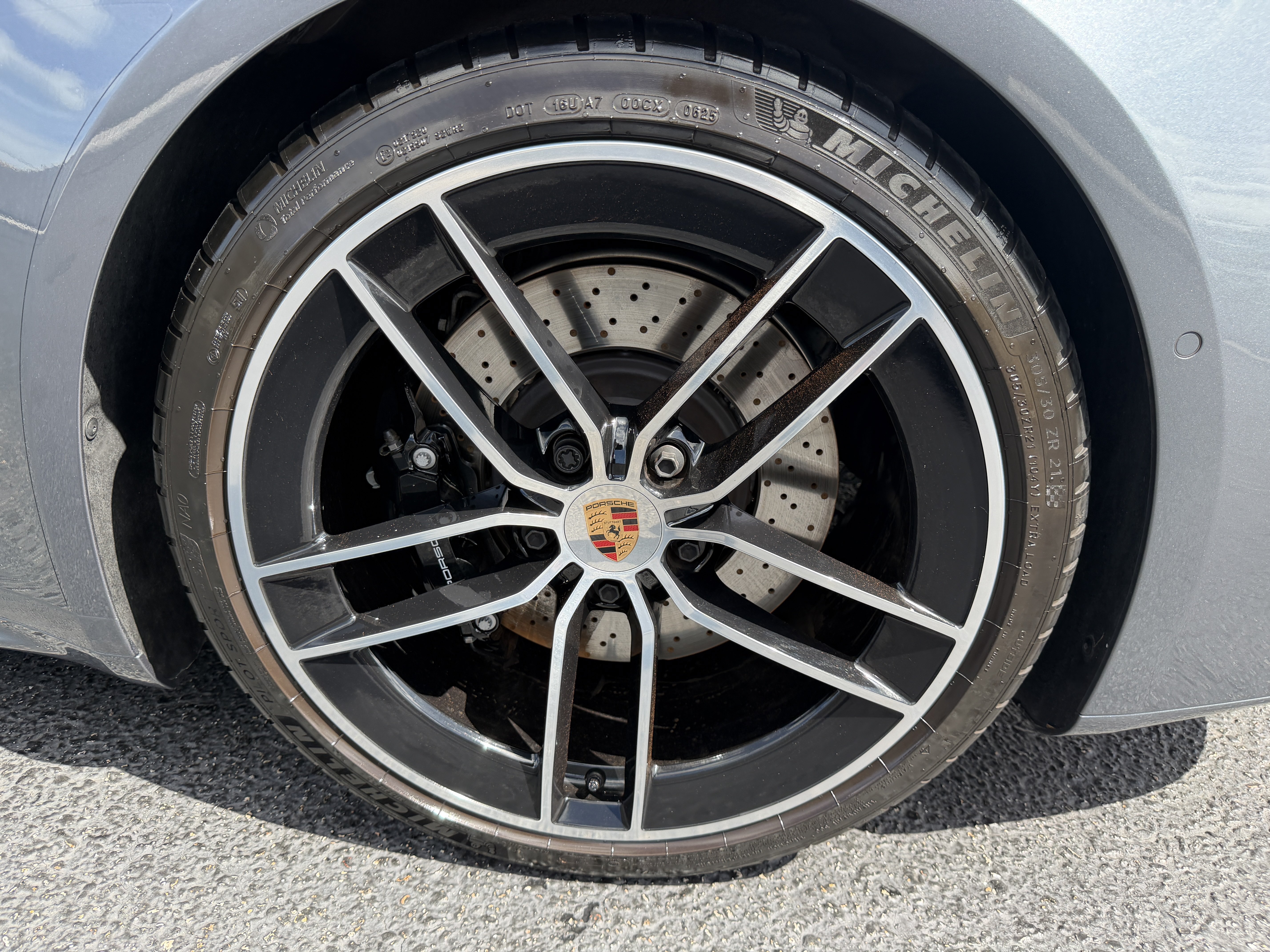 Certified 2025 Porsche 911 Carrera S RWD image 15