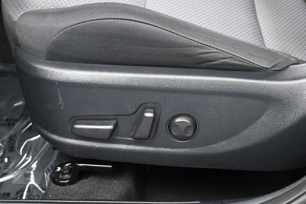 Used 2024 Kia Soul S FWD image 12