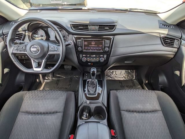 Used 2019 Nissan Rogue SV w/ Premium Package FWD image 17