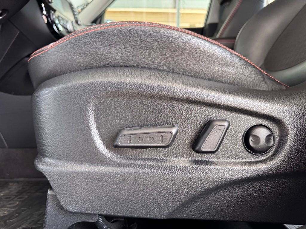 Used 2017 Kia Soul ! w/ Tech Package FWD image 9