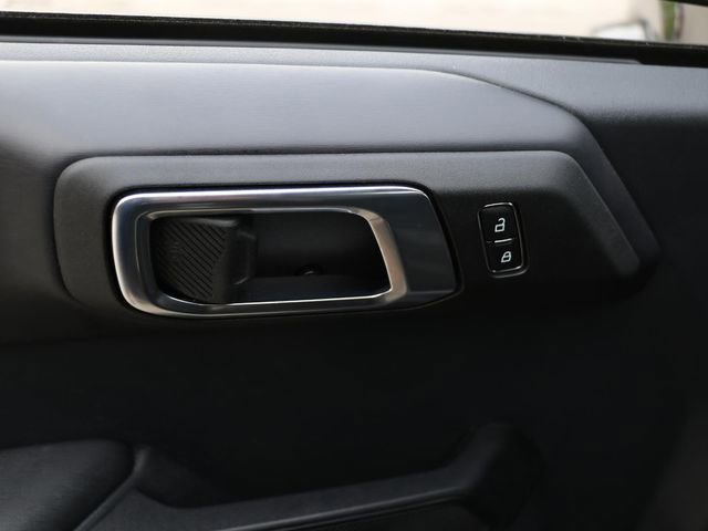 Used 2025 Ford Bronco Outer Banks image 19