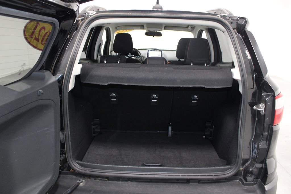 Used 2021 Ford EcoSport SE w/ SE Convenience Package image 14
